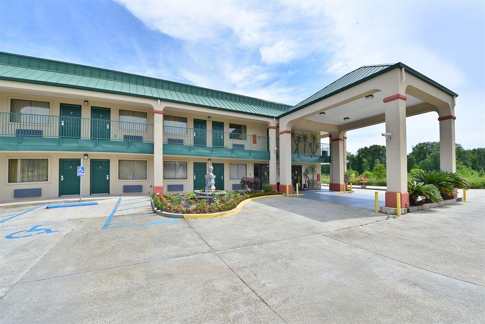 Red Roof Inn Plus+ Hammond Exterior photo