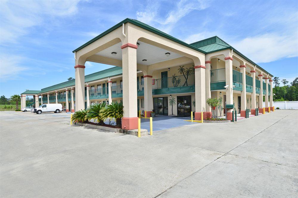 Red Roof Inn Plus+ Hammond Exterior photo